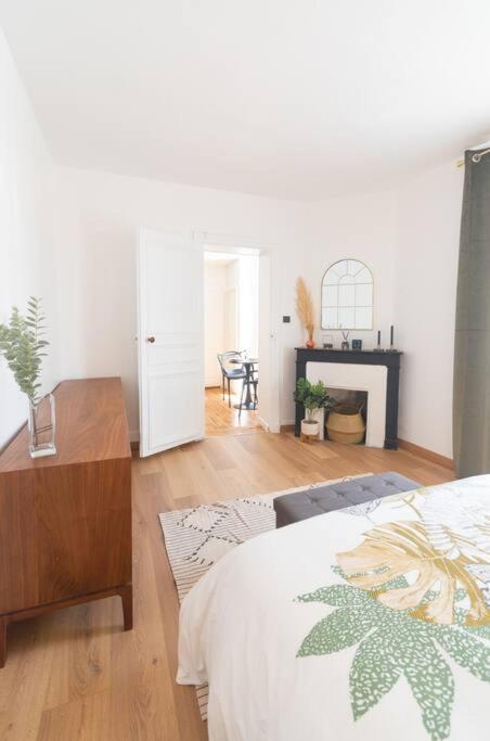 Parisian & Chic Appartement -15 Min From Paris Center 이브리쉬르센 외부 사진