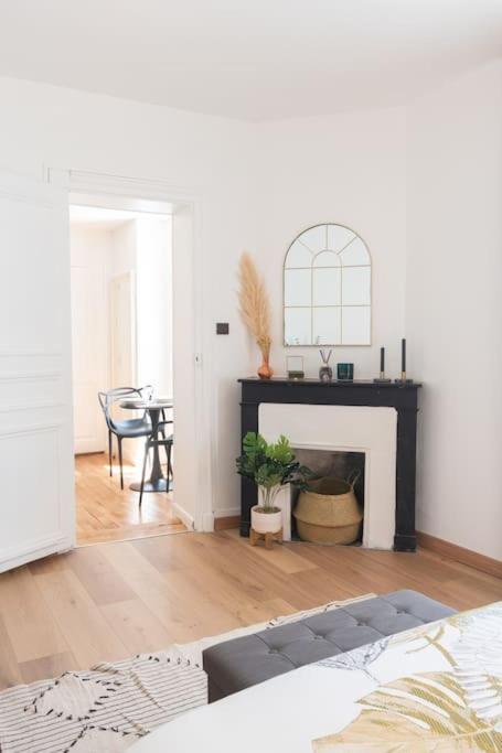 Parisian & Chic Appartement -15 Min From Paris Center 이브리쉬르센 외부 사진